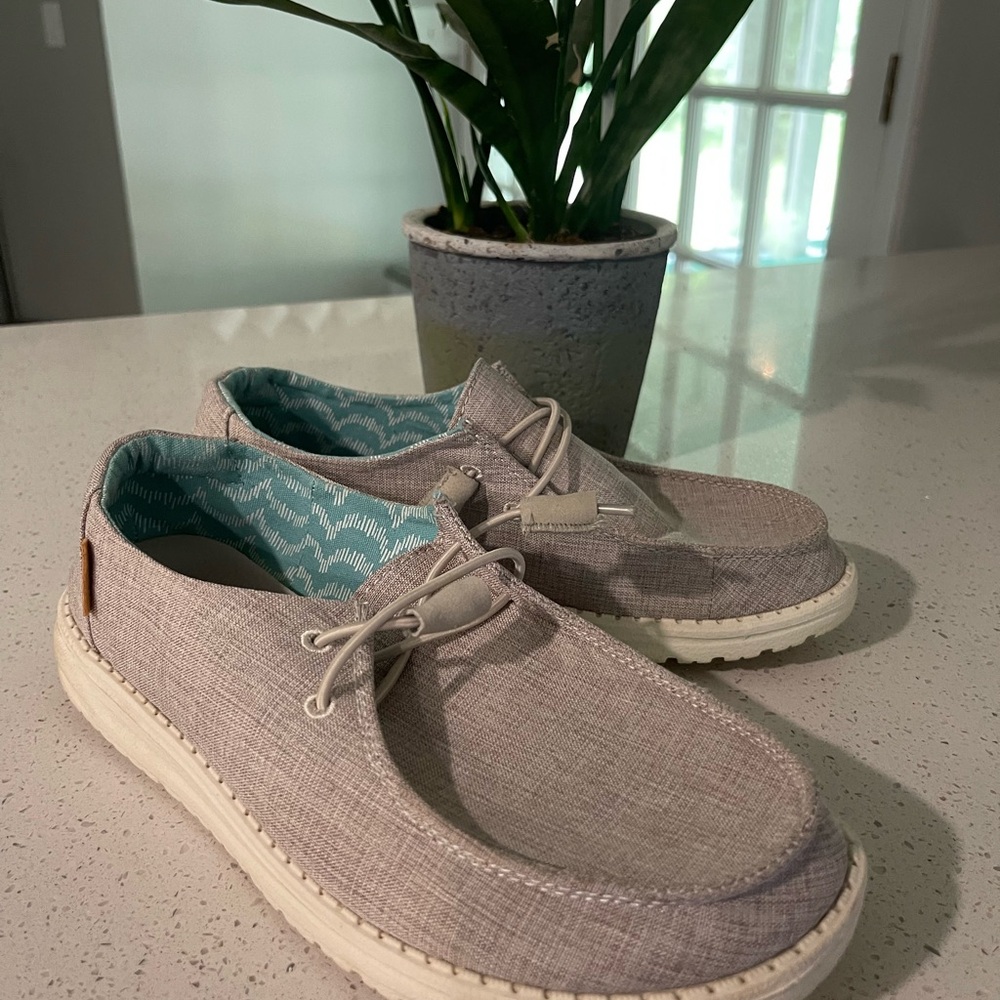 Stylish Gray hey dudes Loafers for women